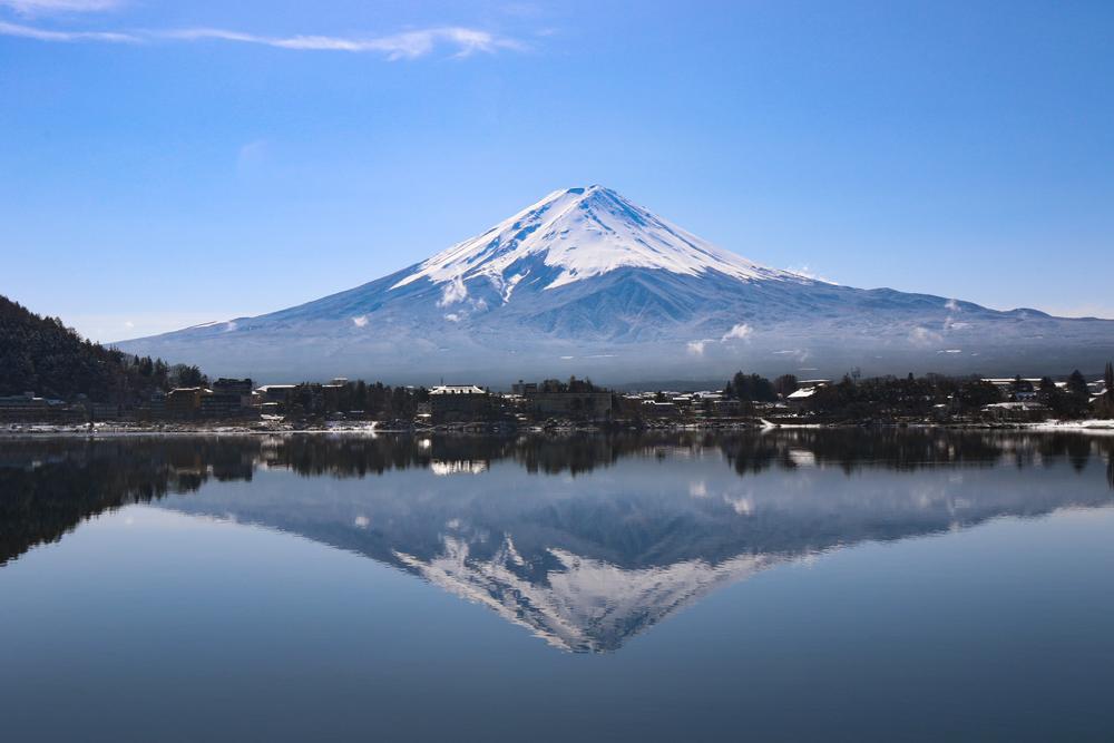 逆さ富士とは？ 見られる条件やおすすめの観測スポットを紹介